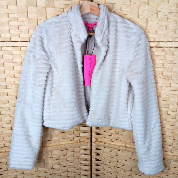 Betsey Johnson Faux Mini Fur Chubby Light Tan Small NWT - Picture 1 of 11